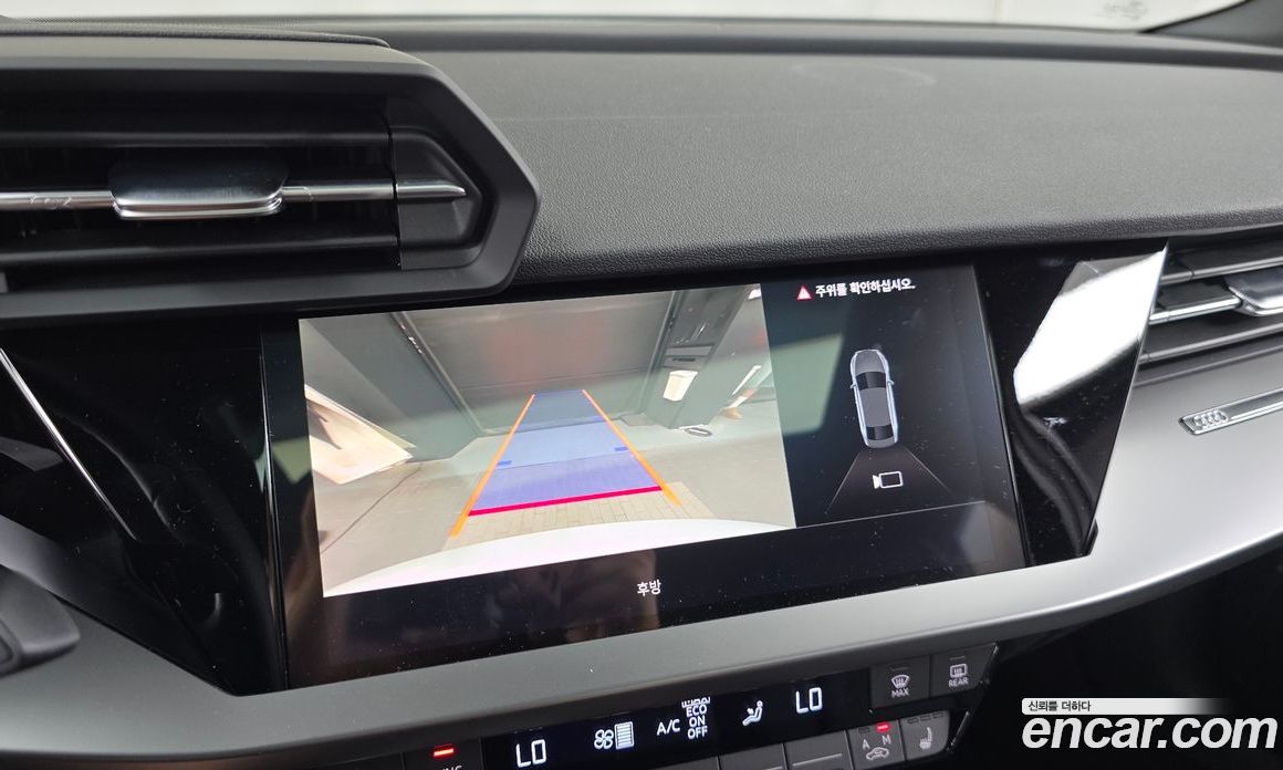 Audi A3 (8Y) фото 14