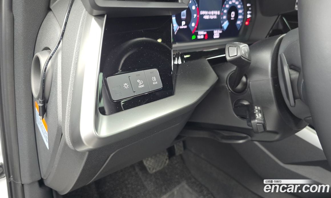 Audi A3 (8Y) фото 27