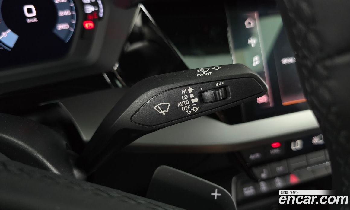 Audi A3 (8Y) фото 29