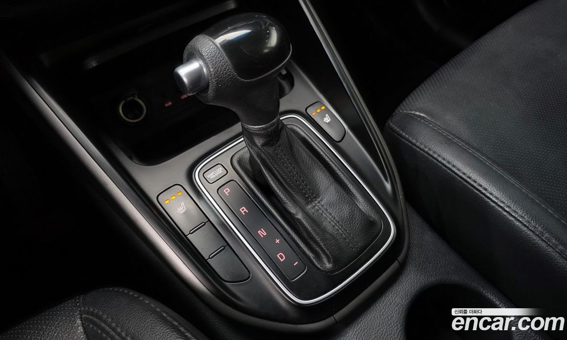 Kia Carens 3rd Gen фото 9