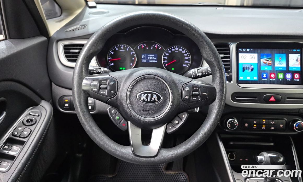 Kia Carens 3rd Gen фото 13