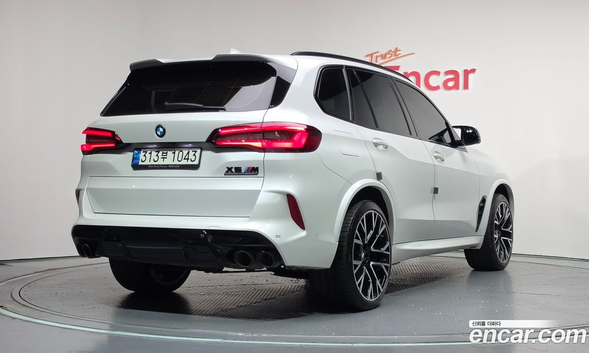 BMW X5M (G05) фото 2