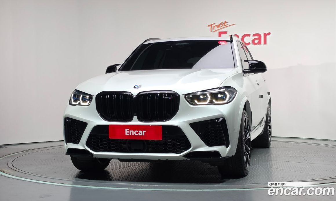 BMW X5M (G05) фото 3
