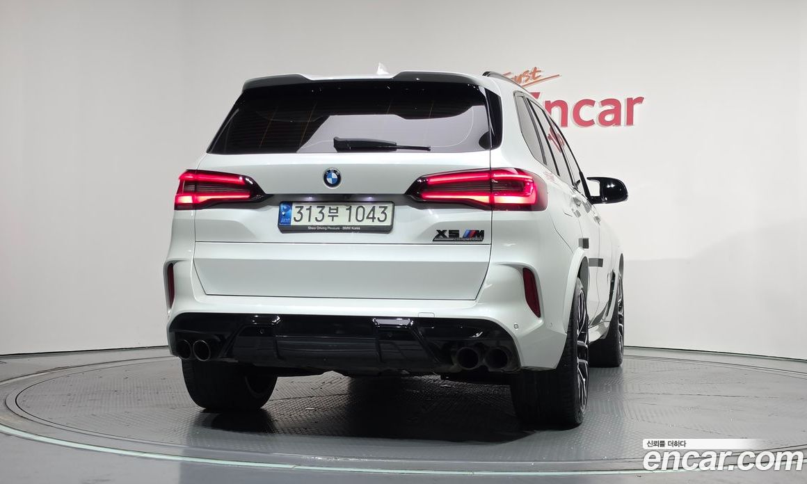 BMW X5M (G05) фото 4