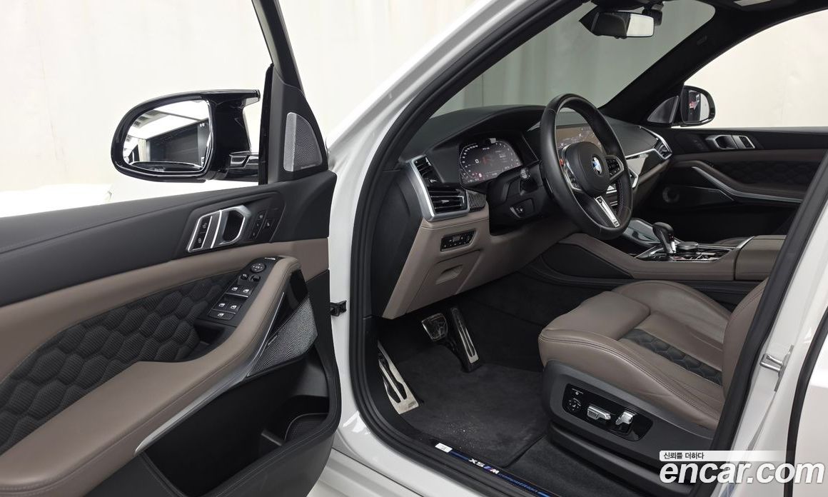 BMW X5M (G05) фото 10