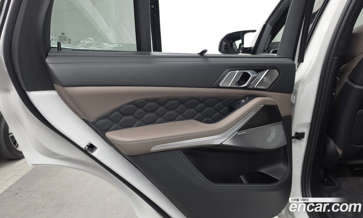 BMW X5M (G05) фото 25