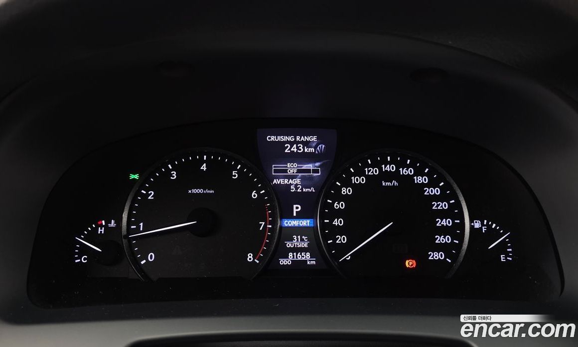 Lexus LS460L фото 8