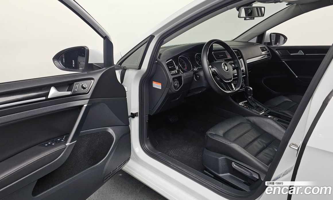 Volkswagen Golf 7th Gen фото 10