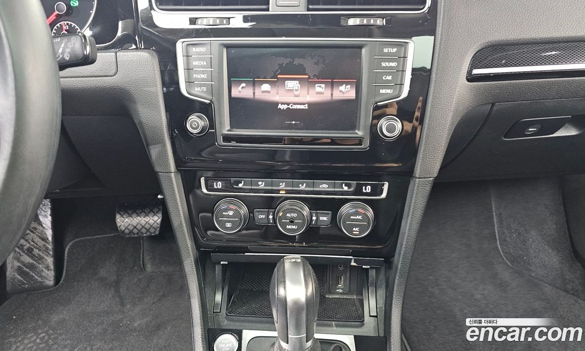 Volkswagen Golf 7th Gen фото 13