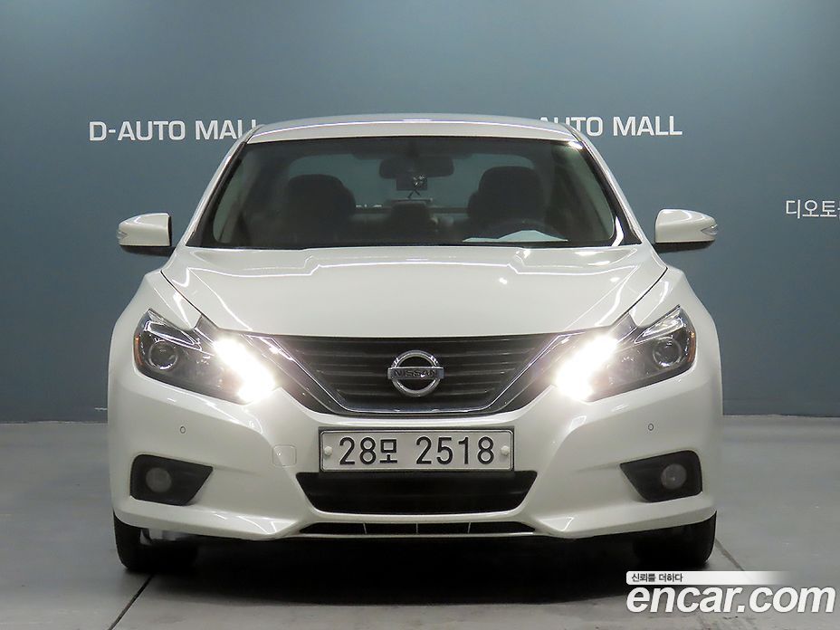 Nissan Altima (L33) 5th Gen фото 2