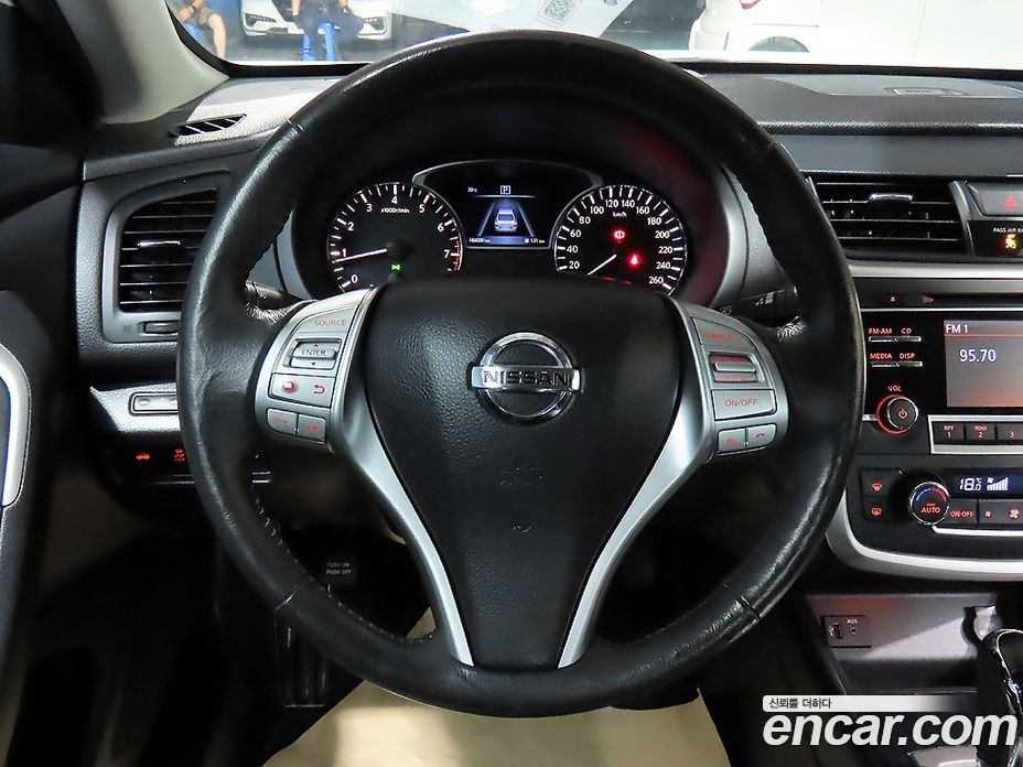 Nissan Altima (L33) 5th Gen фото 10