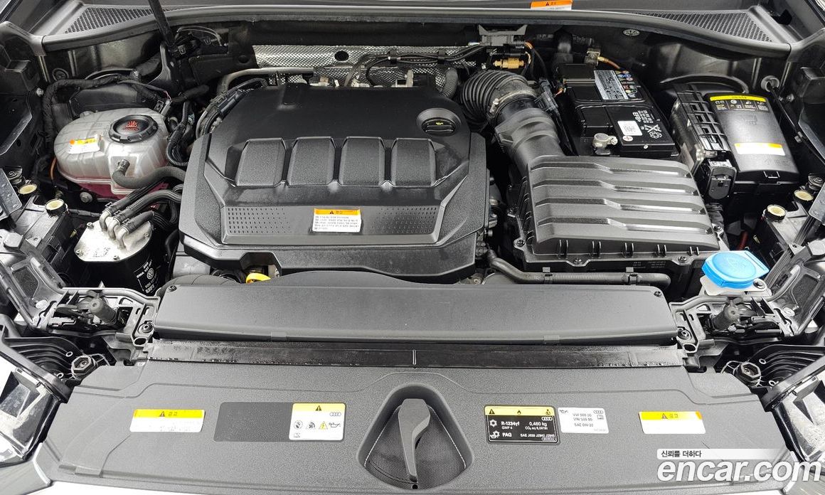 Audi Q3 (F3) фото 6