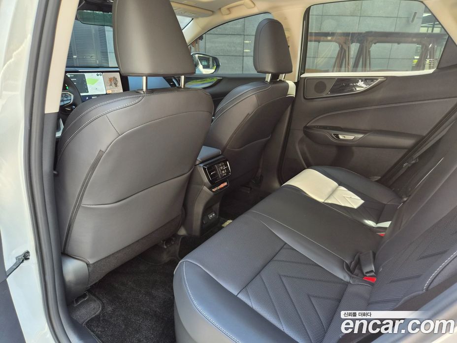 Lexus NX350h 2nd Gen фото 12