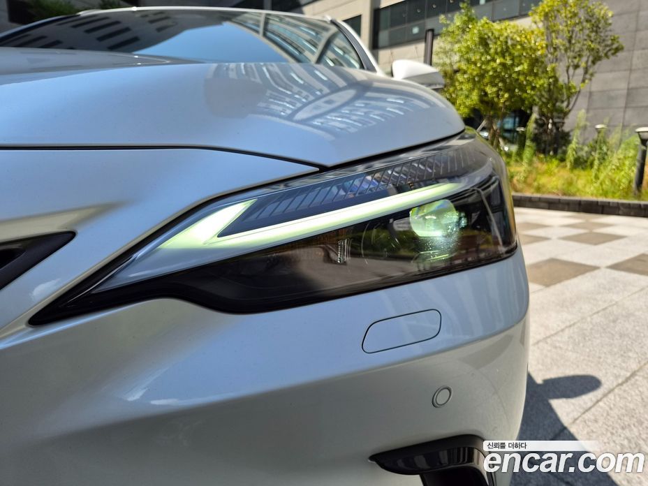 Lexus NX350h 2nd Gen фото 15