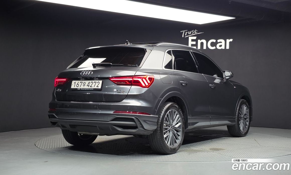 Audi Q3 (F3) фото 2