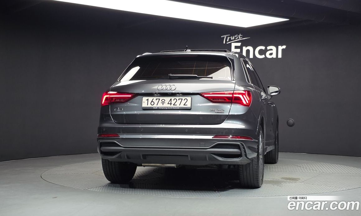Audi Q3 (F3) фото 4