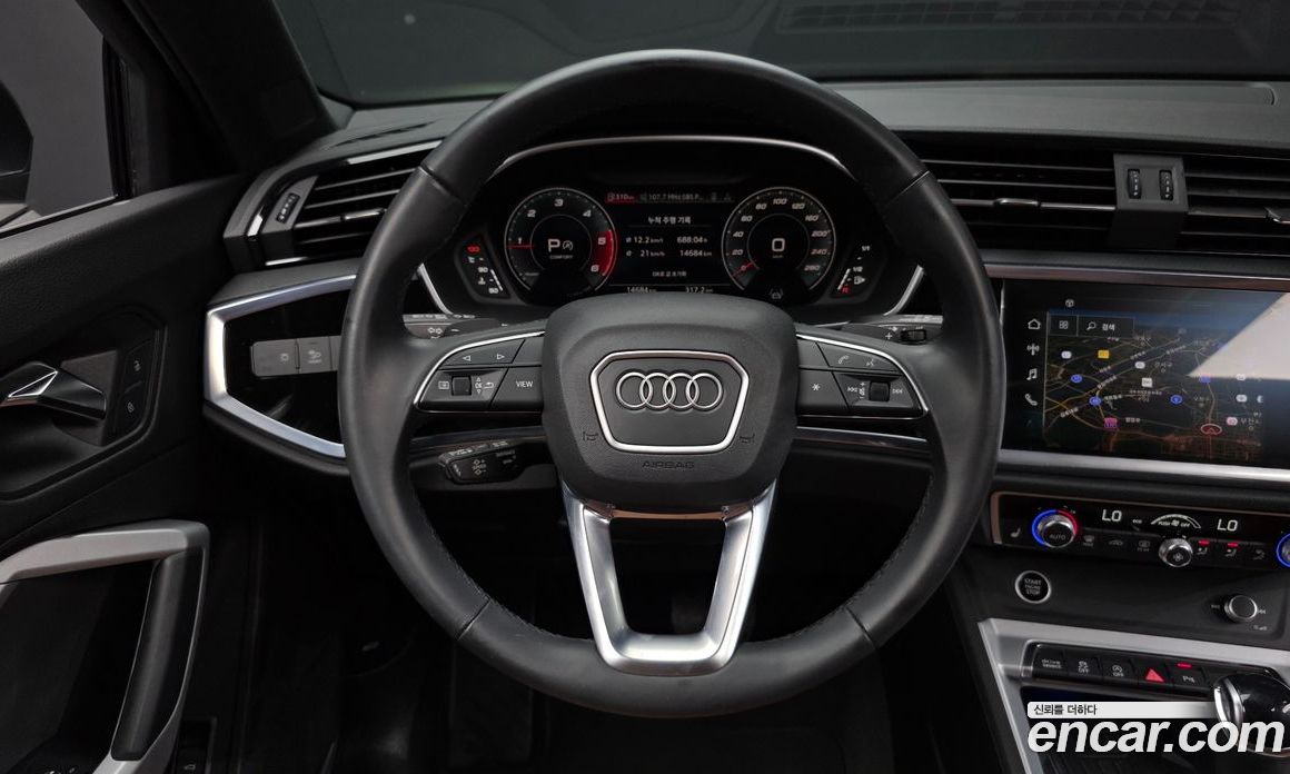 Audi Q3 (F3) фото 14
