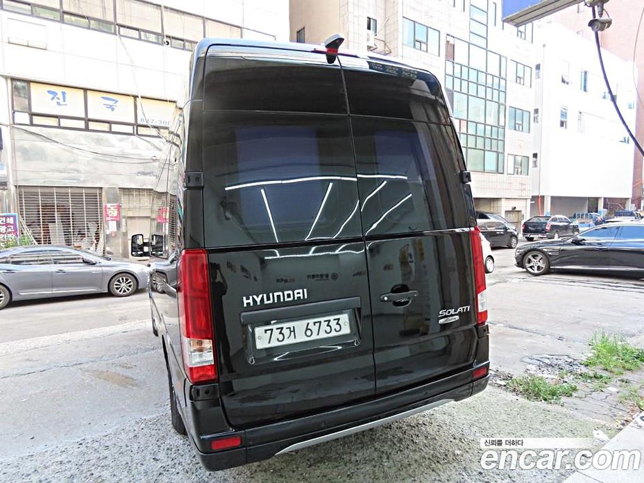 Hyundai Solati фото 5