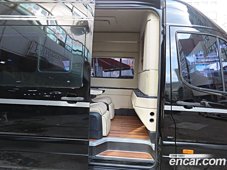 Hyundai Solati фото 7