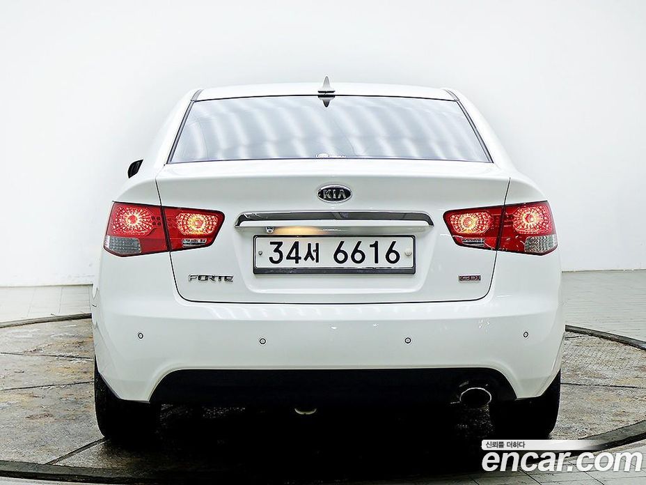Kia Forte фото 4