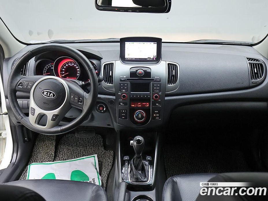 Kia Forte фото 11