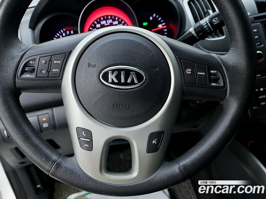 Kia Forte фото 15