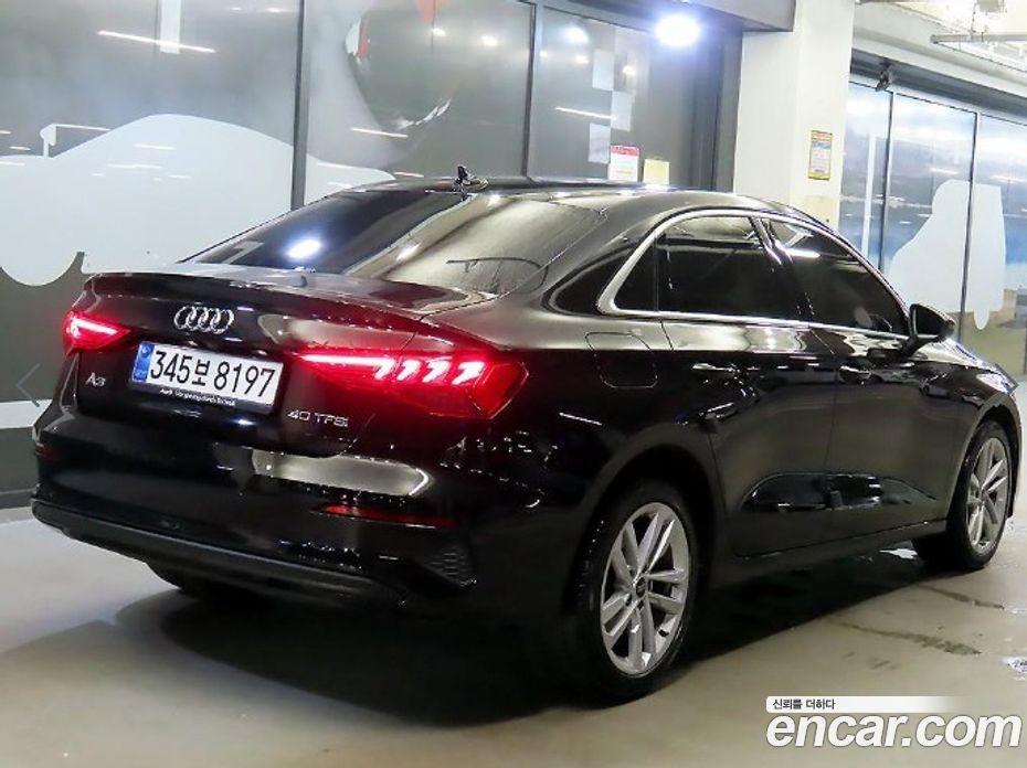 Audi A3 (8Y) фото 4