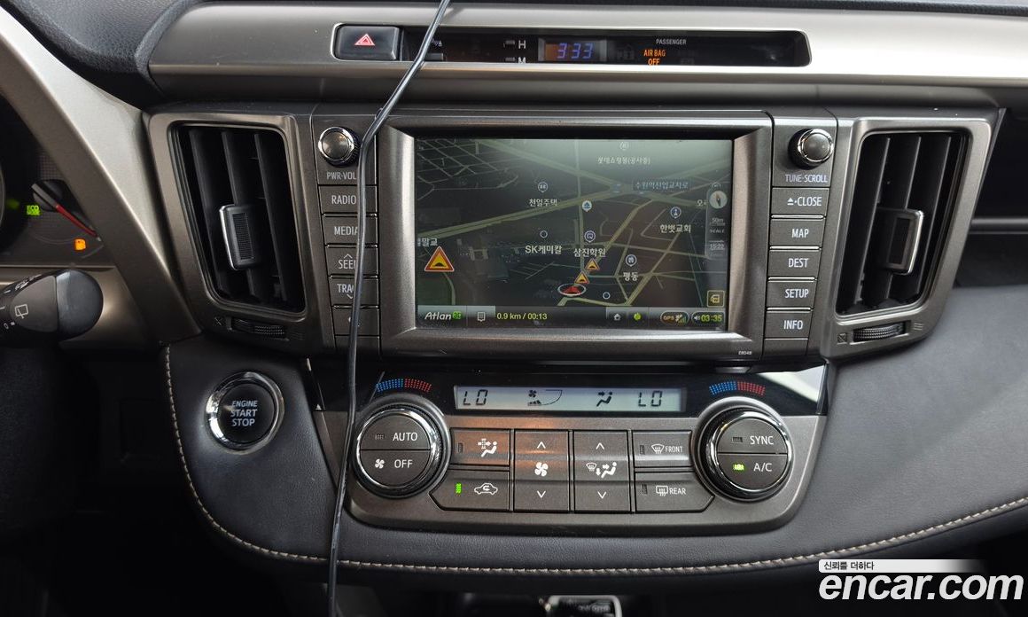 Toyota RAV4 4th Gen фото 14