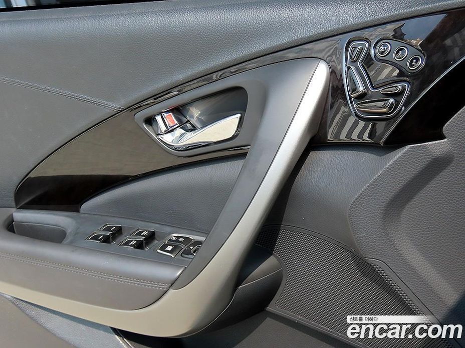Hyundai Grandeur (HG) фото 11