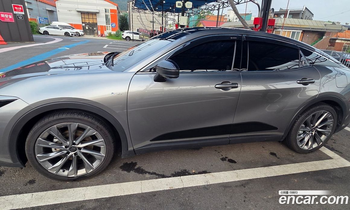 Toyota Crown Crossover фото 2