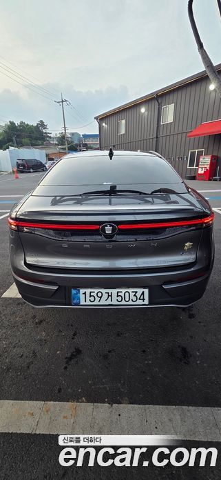 Toyota Crown Crossover фото 4
