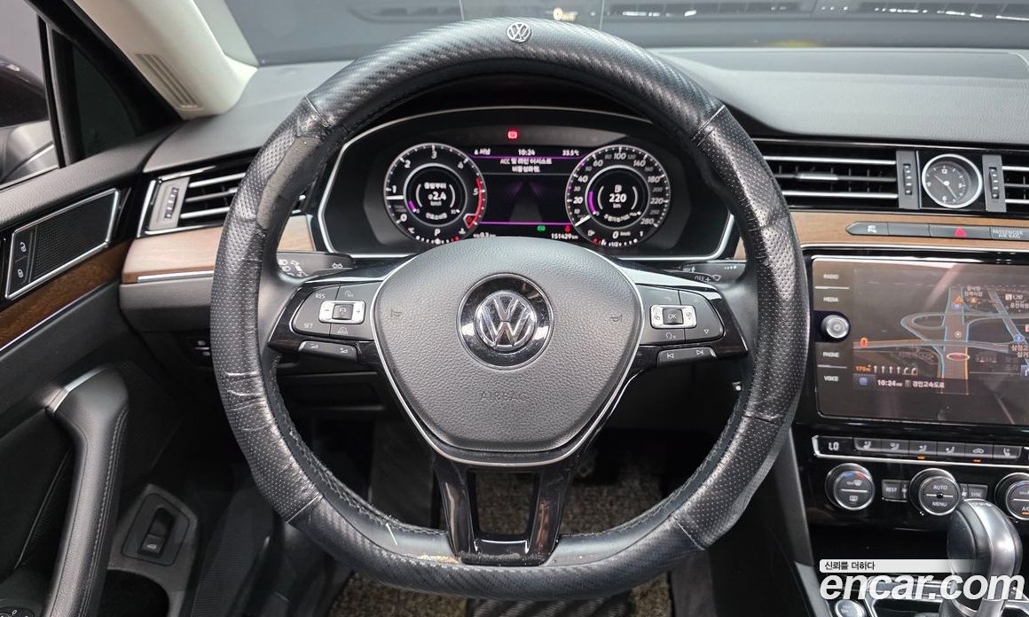 Volkswagen Passat GT (B8) фото 13