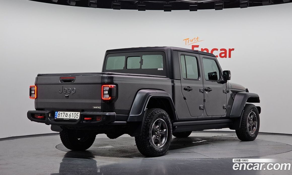Jeep Gladiator (JT) фото 2
