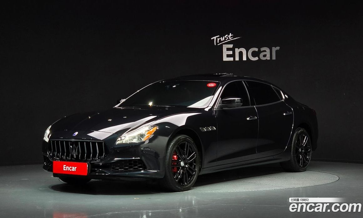 Maserati Quattroporte