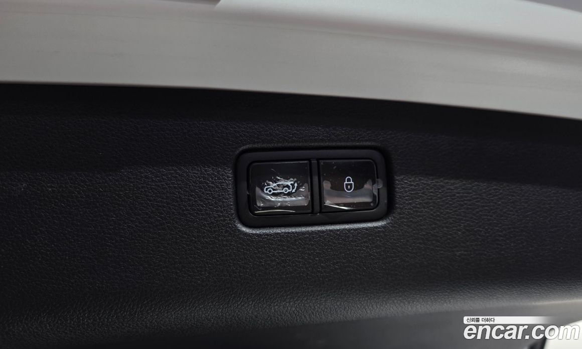 Genesis GV70 фото 17