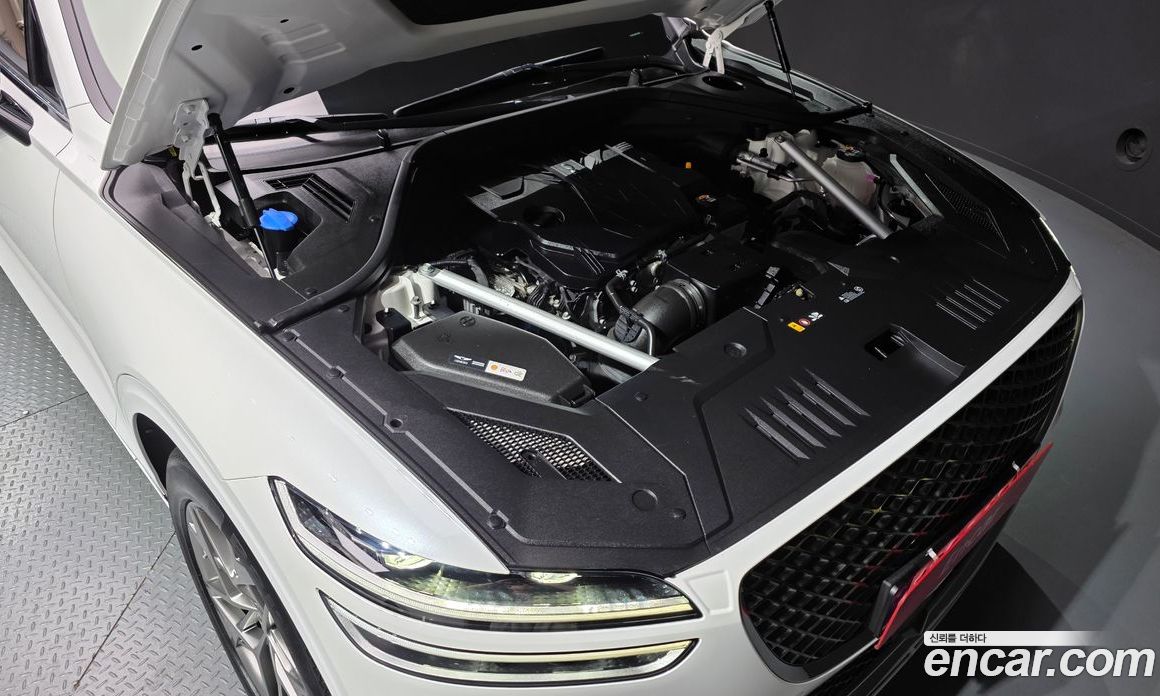 Genesis GV70 фото 20