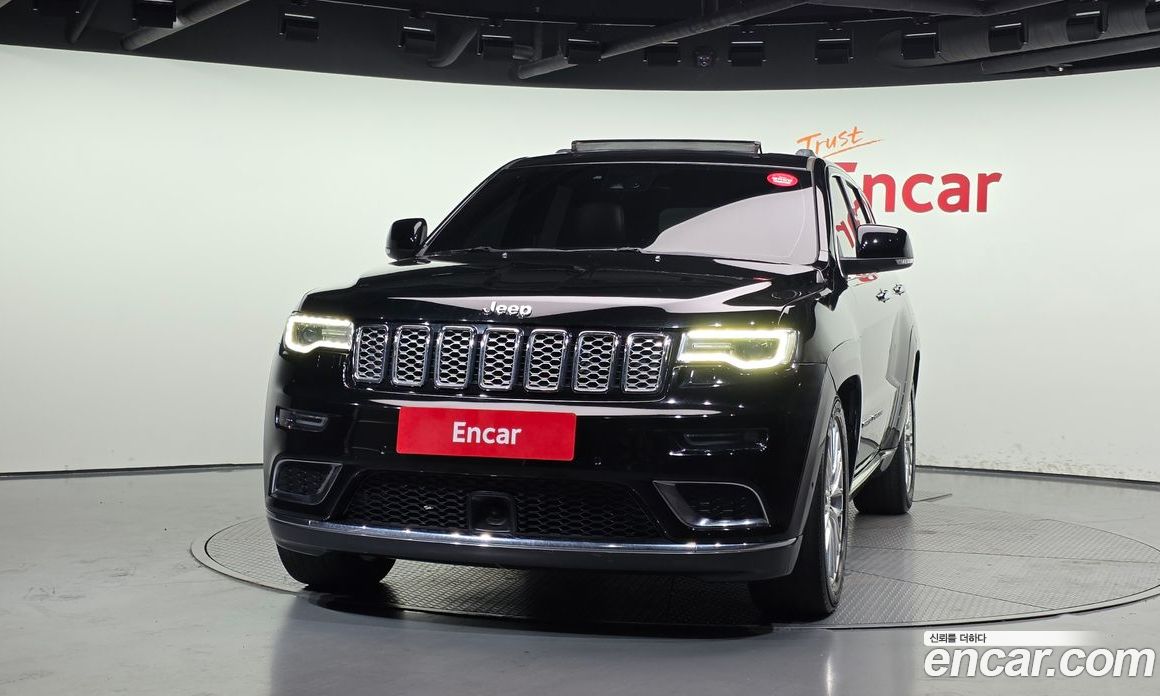 Jeep Grand Cherokee (WK) фото 3