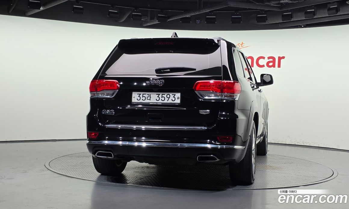 Jeep Grand Cherokee (WK) фото 4