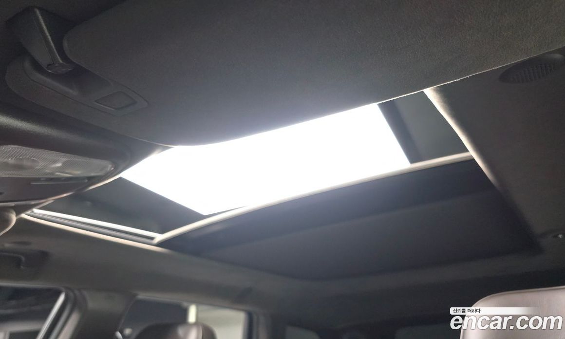 Jeep Grand Cherokee (WK) фото 16