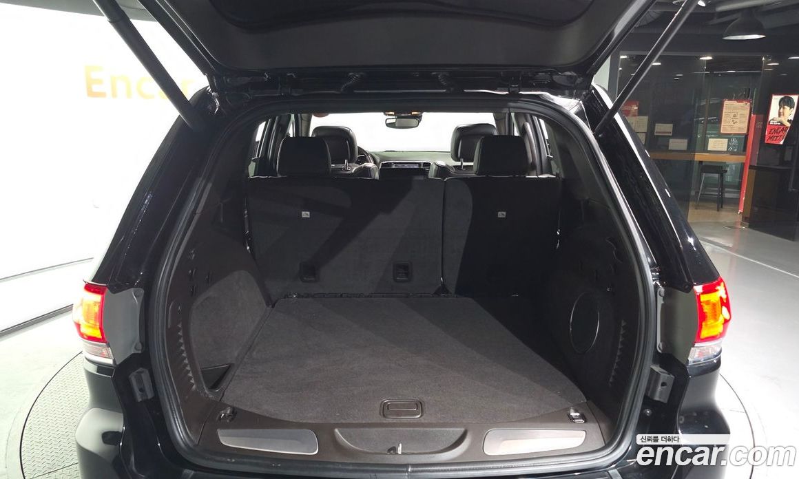 Jeep Grand Cherokee (WK) фото 20