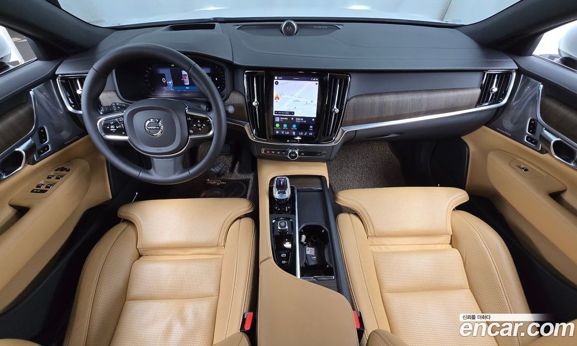 Volvo S90 фото 7