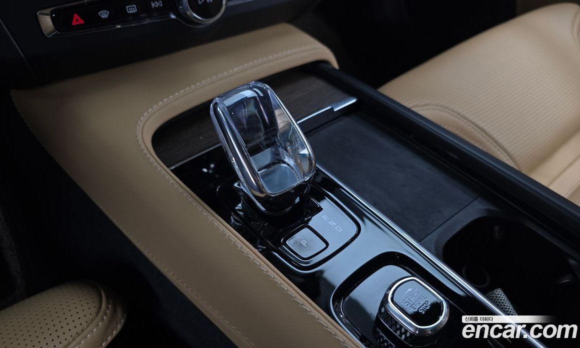 Volvo S90 фото 9
