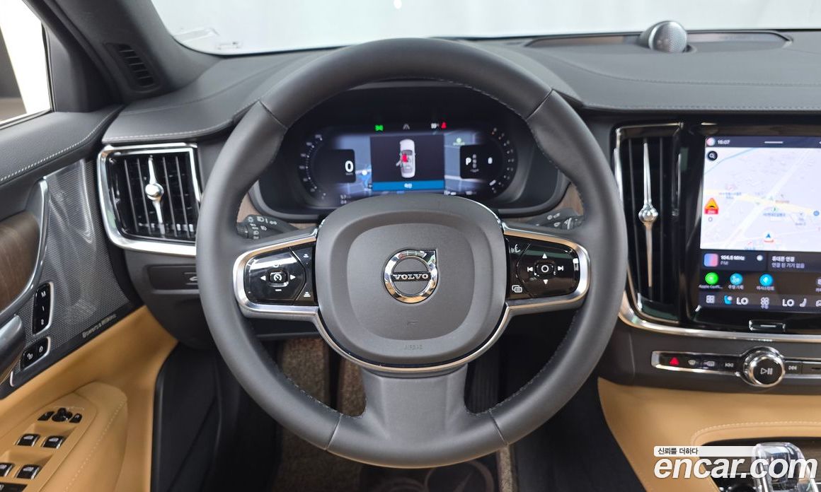 Volvo S90 фото 13