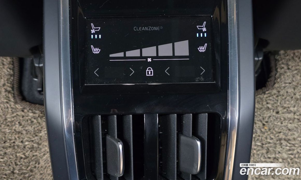 Volvo S90 фото 18