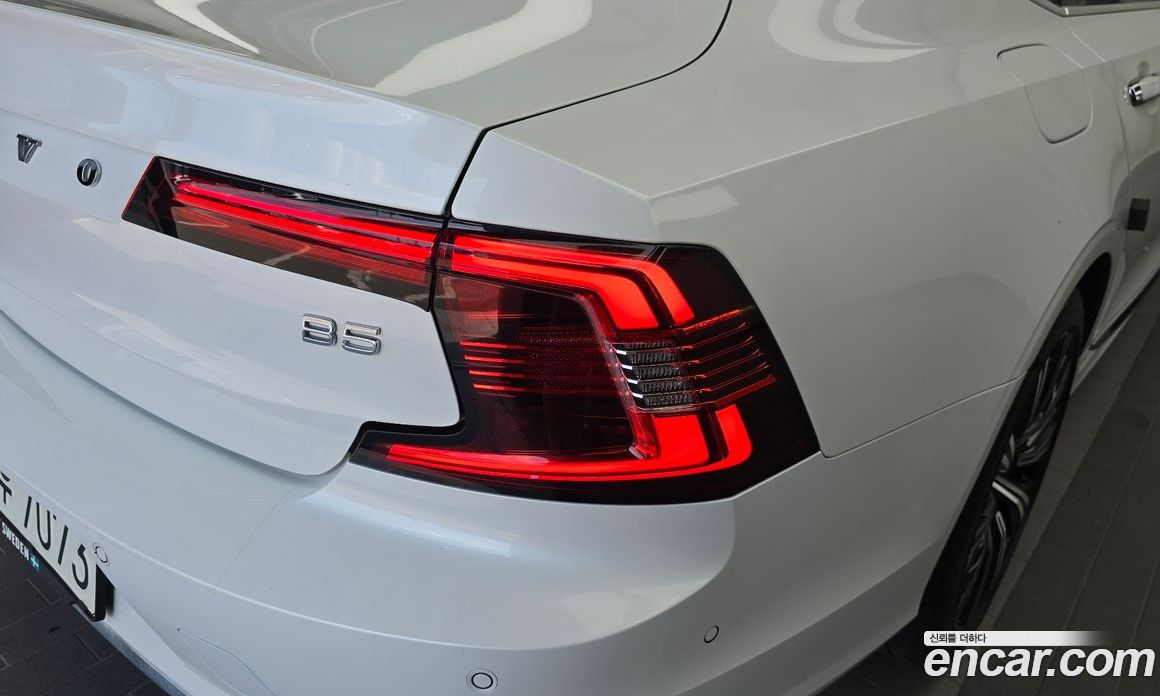 Volvo S90 фото 23