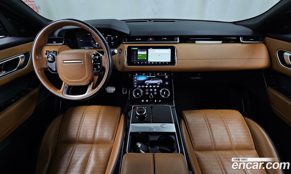 Land Rover Range Rover Velar фото 7