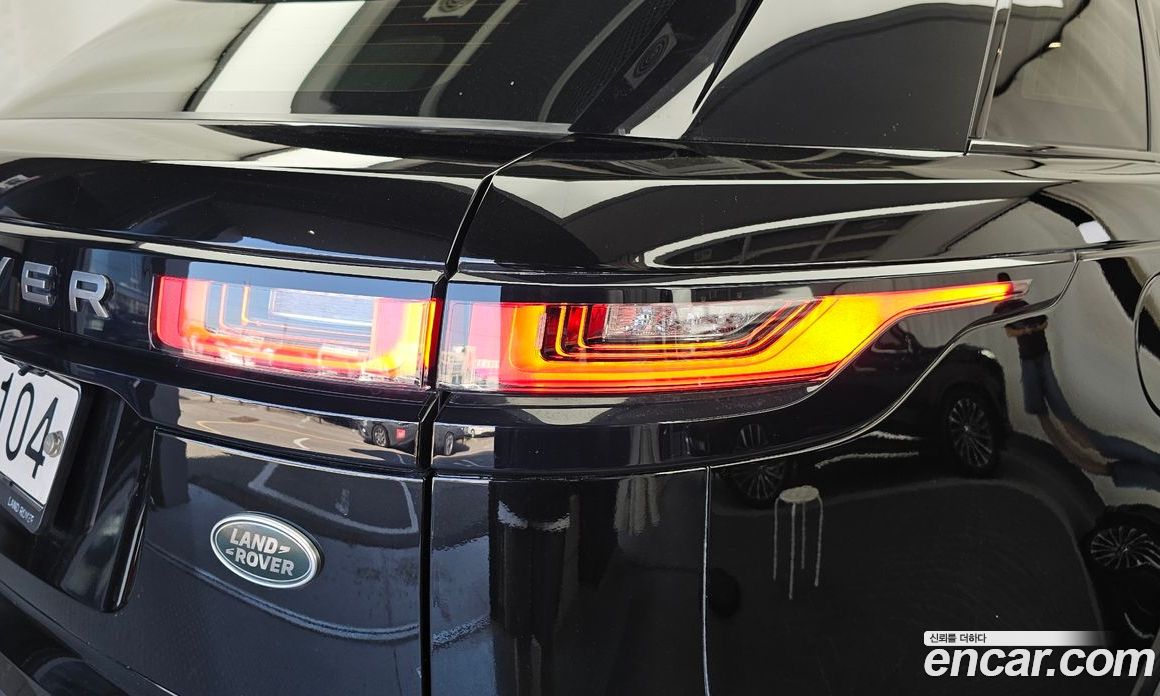 Land Rover Range Rover Velar фото 23