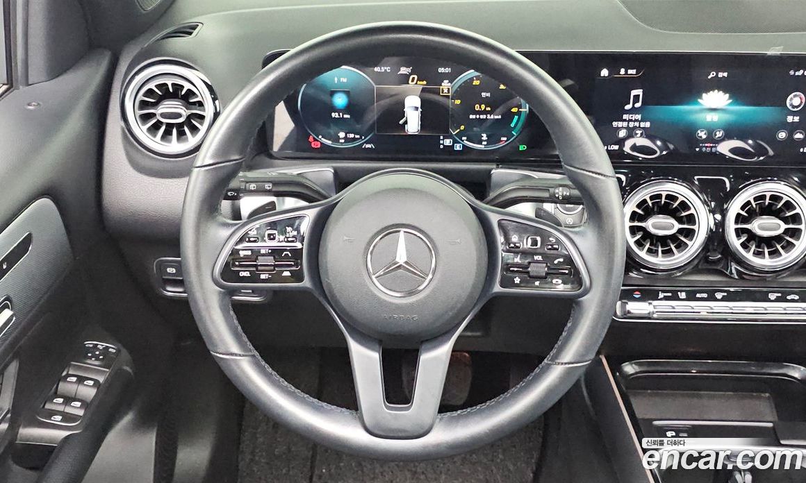 Mercedes-Benz GLB-Class X247 фото 13