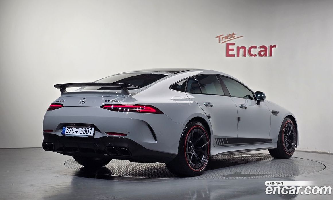 Mercedes-Benz AMG GT фото 2