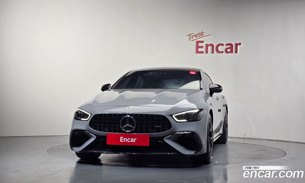 Mercedes-Benz AMG GT фото 3